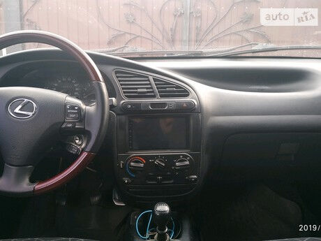 Дэу Ланос 2001 года Daewoo Lanos 2001 года