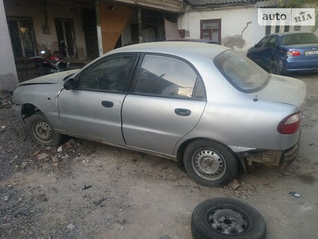 Дэу Ланос 1999 года Daewoo Lanos 1999 года
