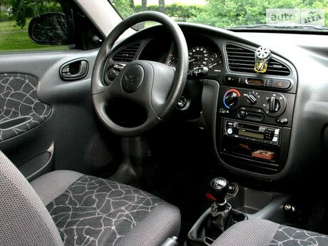 Дэу Ланос 2011 года Daewoo Lanos 2011 года