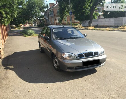 Daewoo Lanos 2009 року