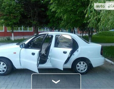 Daewoo Lanos 2010 року