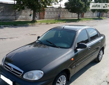 Daewoo Lanos 2011 року