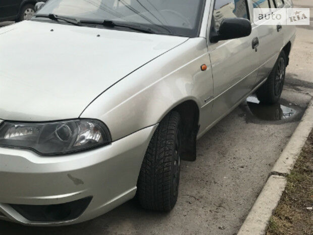 Daewoo Nexia 2009 года