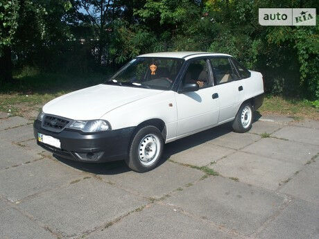 Daewoo Nexia 2011 року