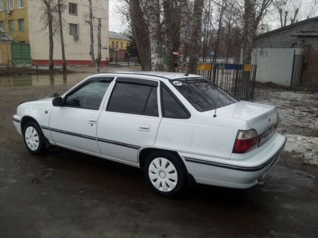 Daewoo Nexia 2002 года