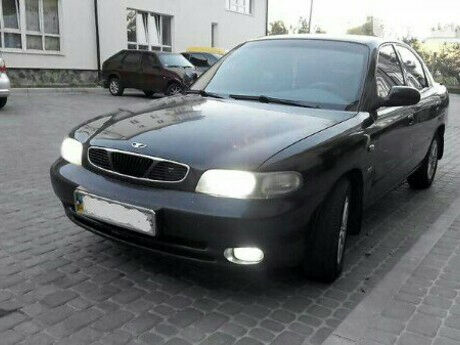 Daewoo Nubira 1998 года