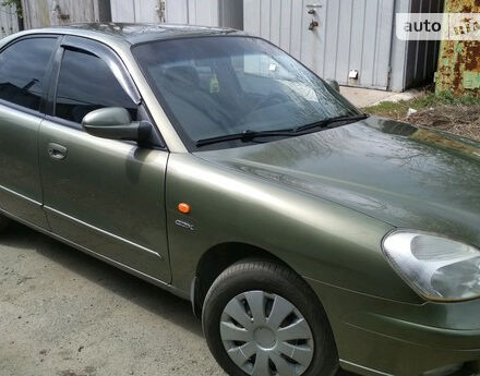 Daewoo Nubira 2003 року