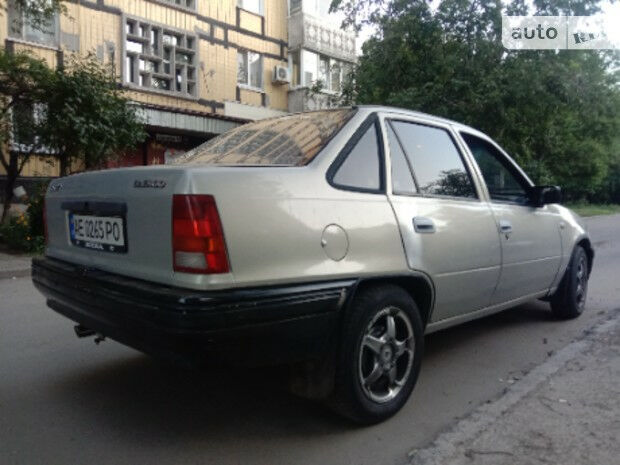 Дэу Рейсер 1994 року Daewoo Racer 1994 року