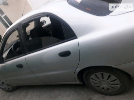 Дэу Сенс 2005 року Daewoo Sens 2005 року