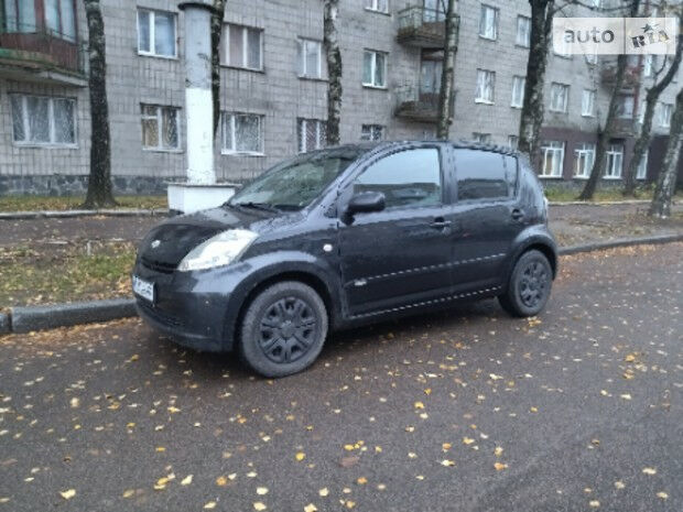 Дайхатсу Сирион 2007 року Daihatsu Sirion 2007 року