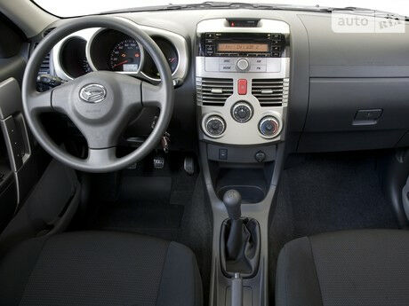 Дайхатсу Териос 1999 року Daihatsu Terios 1999 року