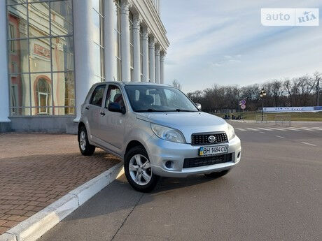 Дайхатсу Териос 2010 года Daihatsu Terios 2010 года