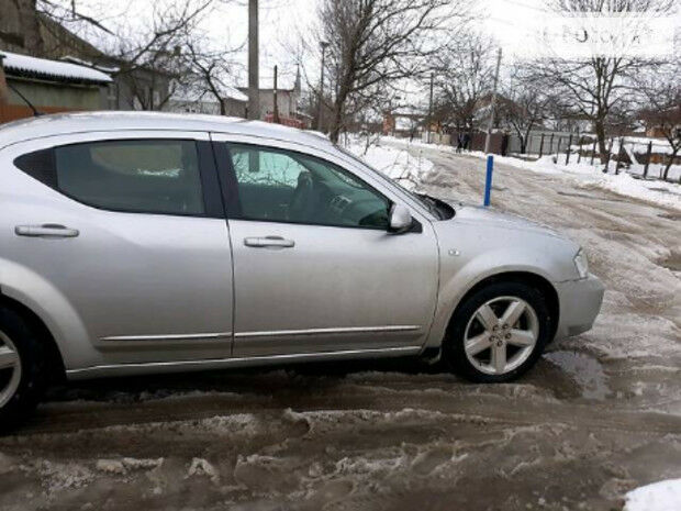 Dodge Avenger 2007 року