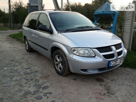 Dodge Caravan 2002 года