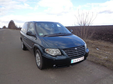 Dodge Caravan 2005 года