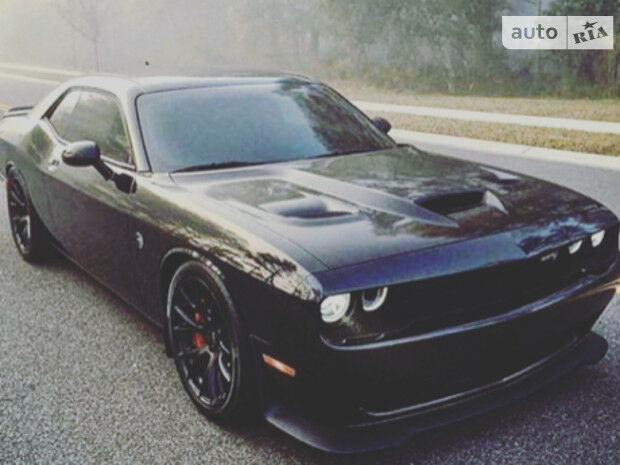 Dodge Challenger 2014 года