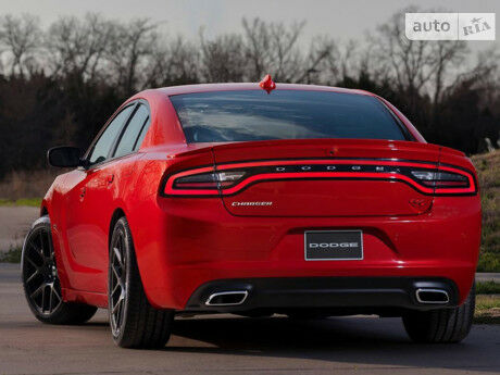 Dodge Charger 2005 года