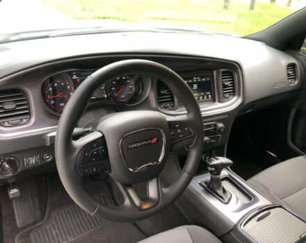 Dodge Charger 2018 года - Фото 8 авто