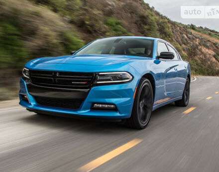 Фото на відгук з оцінкою 5   про авто Dodge Charger 2010 року випуску від автора “phoenix7799” з текстом: Здравствуйте. Хочу рассказать впечатления от автомобиля Dodge Charger. Этот автомобиль просто, ка...