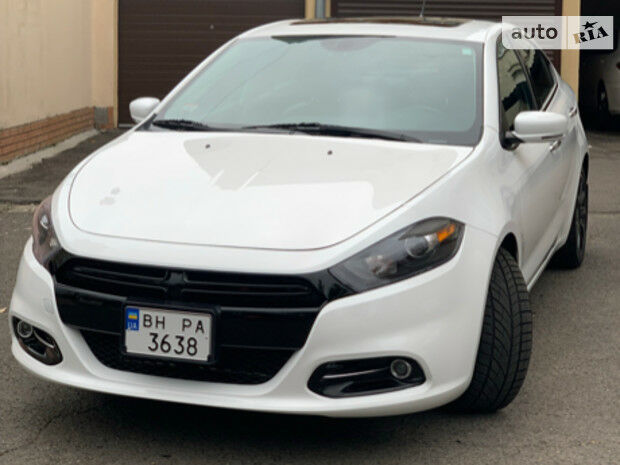 Dodge Dart 2015 года