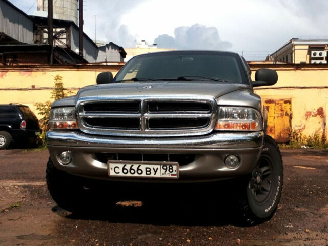 Dodge Durango 2000 року