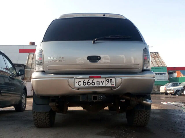 Dodge Durango 2000 року