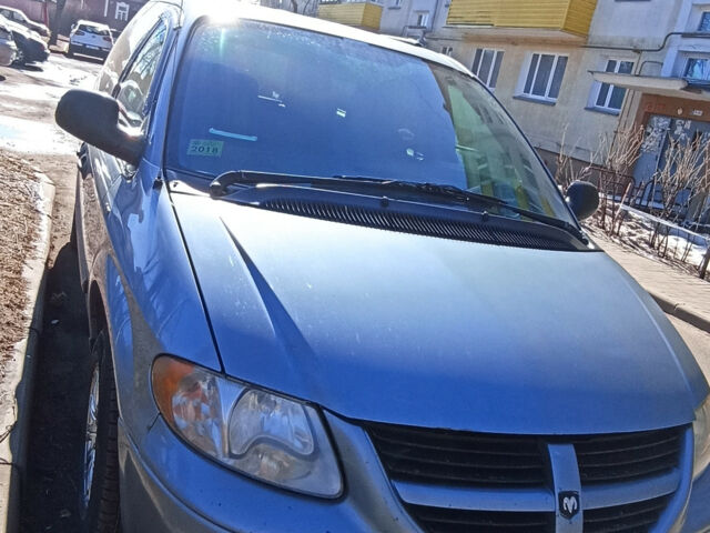 Dodge Grand Caravan 2004 года