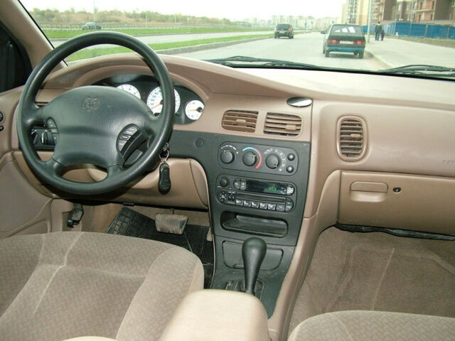 Dodge Intrepid 2002 года