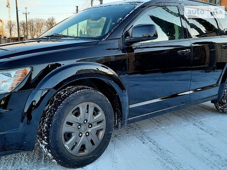 Додж Джорни 2017 року Dodge Journey 2017 року