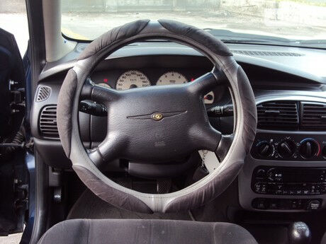 Dodge Neon 1994 года