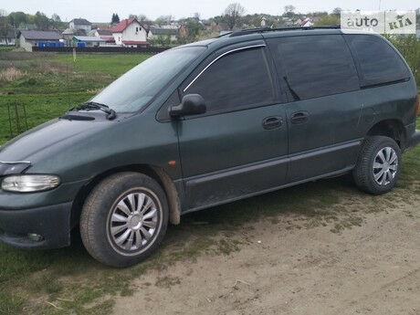 Dodge Ram Van 2000 года