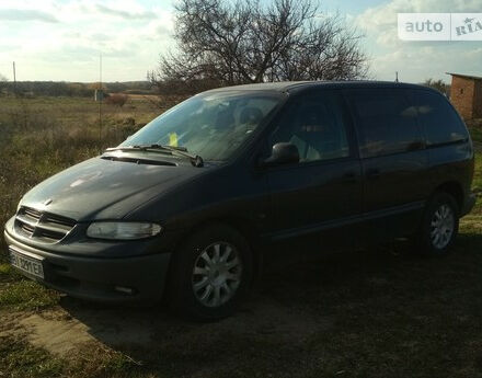 Фото на відгук з оцінкою 4.8   про авто Dodge Ram Van 1998 року випуску від автора “Yusik” з текстом: Очень надёжный американский автомобиль. За долгое время не подводил ни разу. Разве что при поездк...