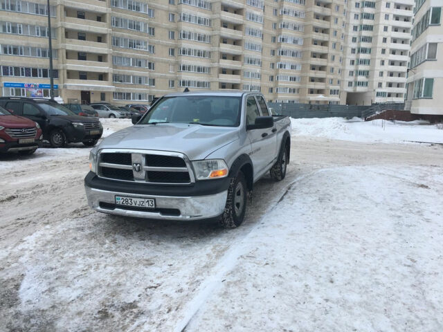 Dodge RAM 2012 года