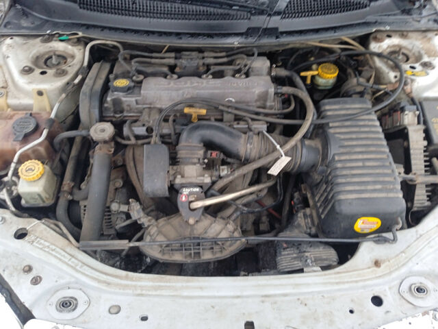 Dodge Stratus 2002 года