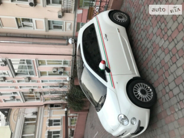 Fiat 500 2012 року