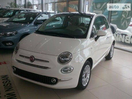 Fiat 500 2017 года