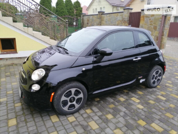 Fiat 500e 2016 года