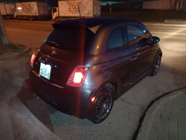 Fiat 500e 2017 года
