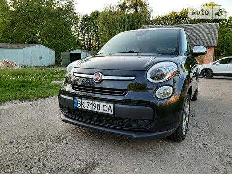 Фиат 500L 2013 года Fiat 500L 2013 года