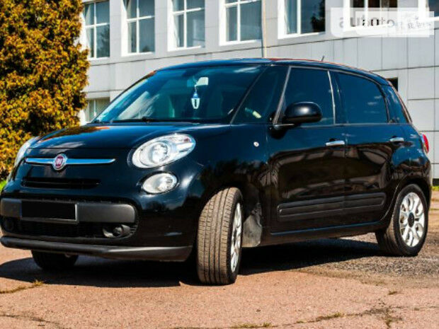 Fiat 500L 2013 року