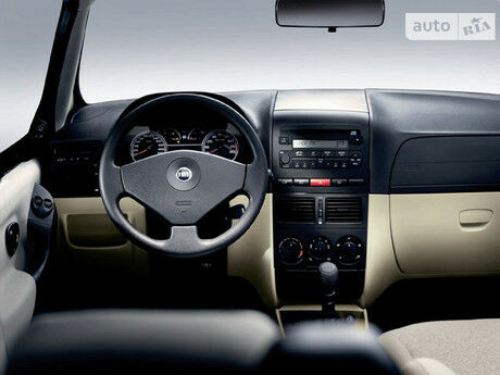 Fiat Albea 2007 року