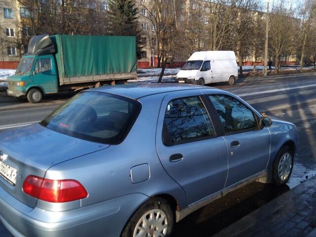 Фиат Альбеа 2009 года Fiat Albea 2009 года