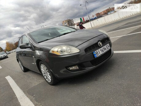 Фиат Брава 2007 року Fiat Brava 2007 року