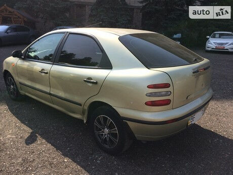 Фиат Брава 1999 года Fiat Brava 1999 года