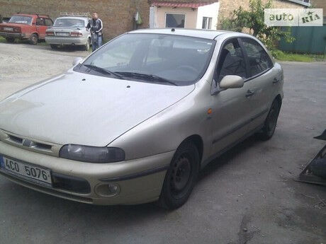 Фиат Брава 2001 года Fiat Brava 2001 года
