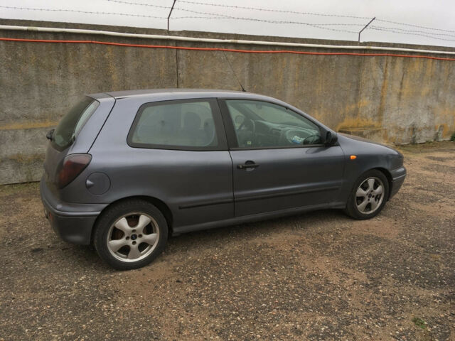 Фиат Браво 1998 года Fiat Bravo 1998 года