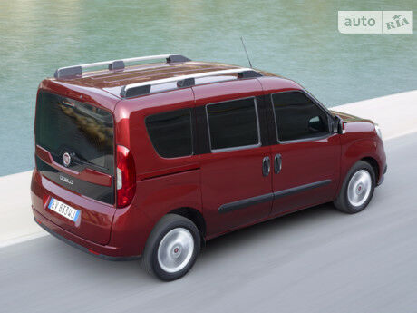 Fiat Doblo Panorama 2012 року