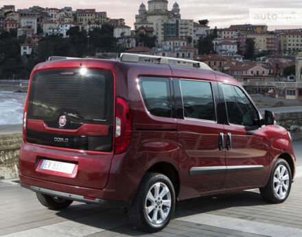 Fiat Doblo Panorama 2009 року