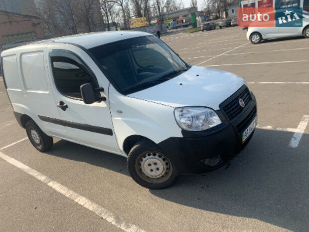 Фиат Добло груз. 2013 року Fiat Doblo груз. 2013 року