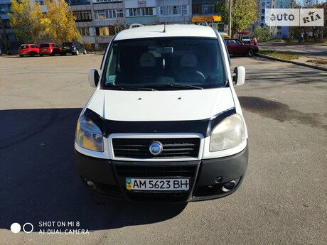 Фиат Добло груз. 2006 года Fiat Doblo груз. 2006 года